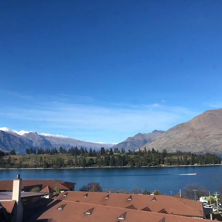 Ramada By Wyndham Queenstown Central Bagian luar foto