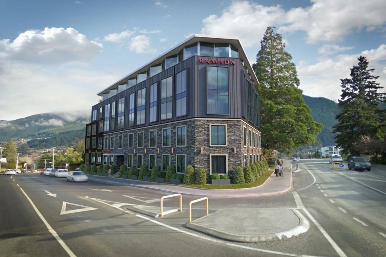 Ramada By Wyndham Queenstown Central Bagian luar foto