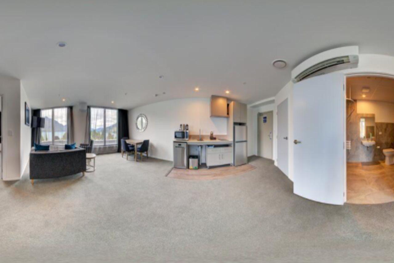 Ramada By Wyndham Queenstown Central Bagian luar foto