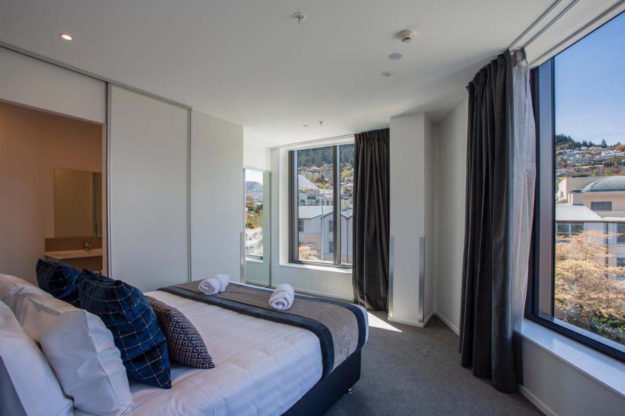 Ramada By Wyndham Queenstown Central Bagian luar foto