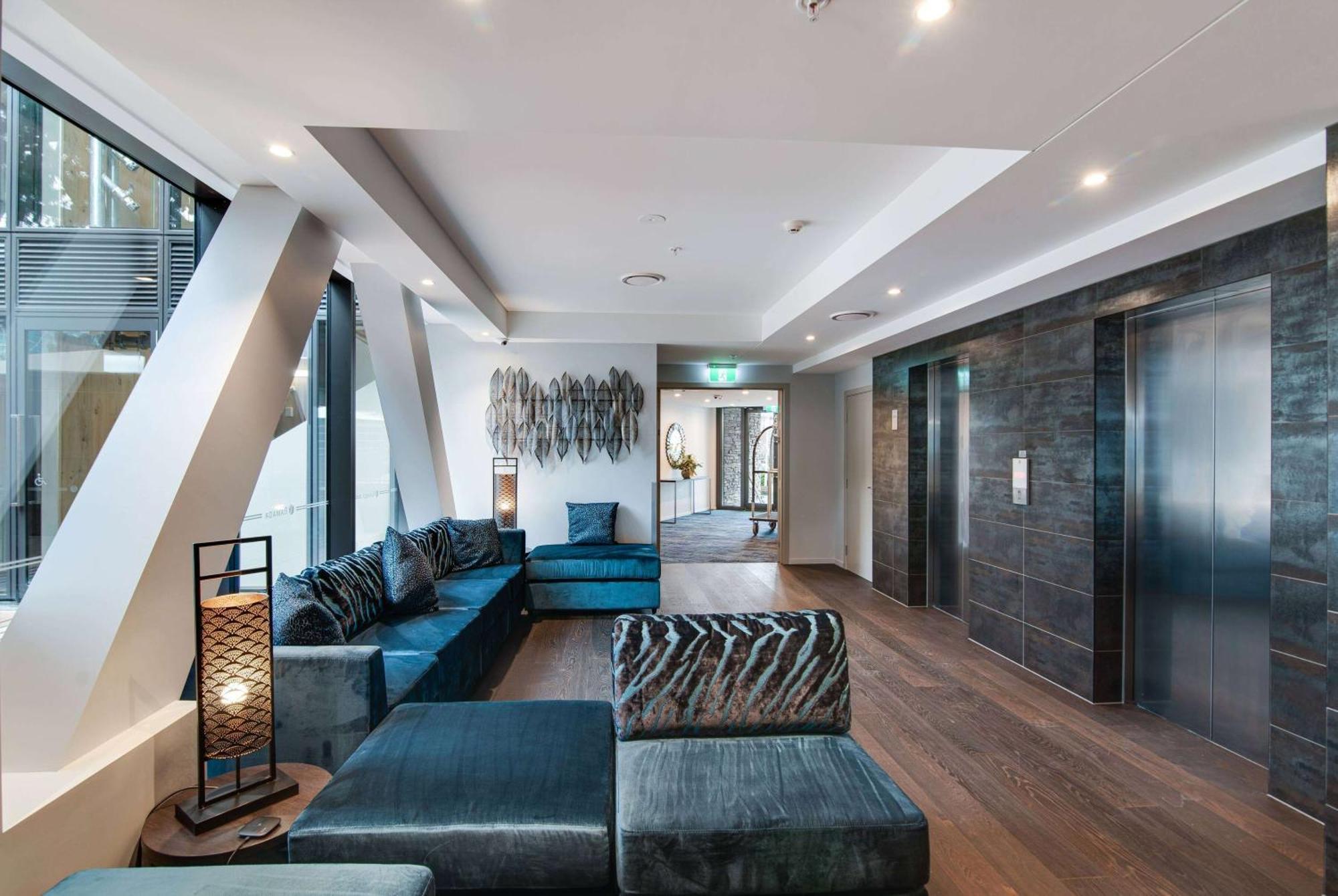 Ramada By Wyndham Queenstown Central Bagian luar foto